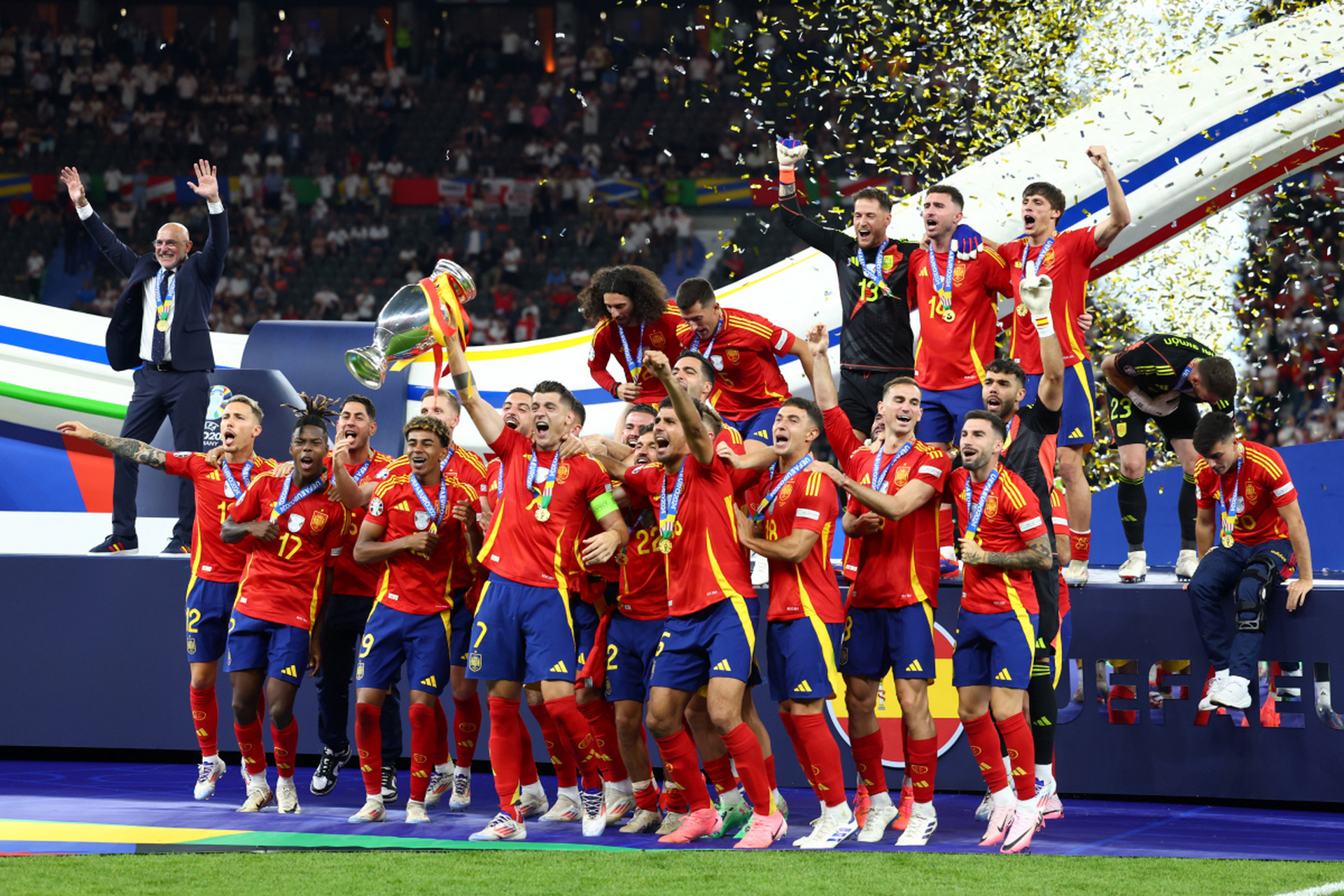 关于欧洲大赛百花齐放，各路强队实力均衡的信息