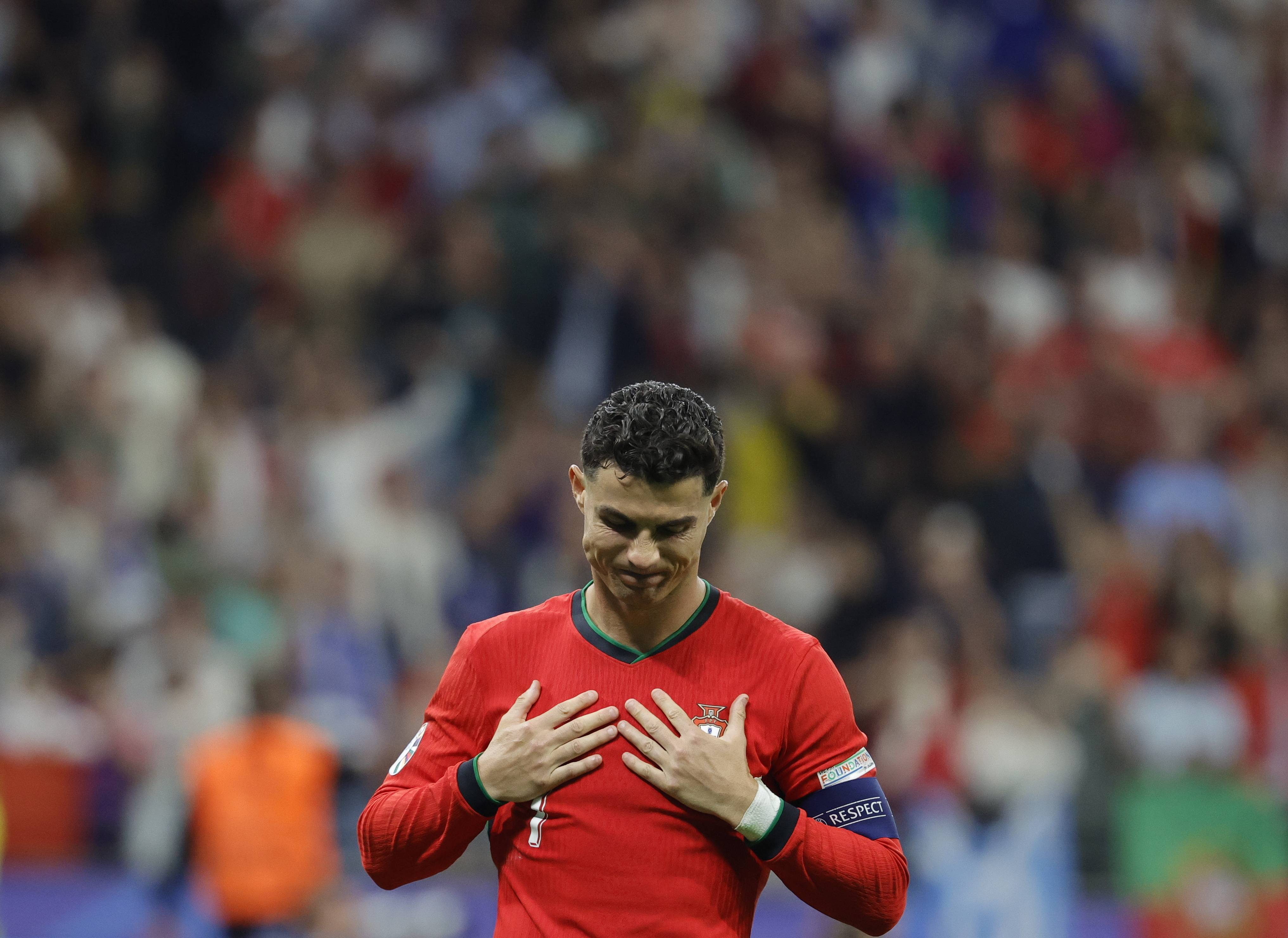 关于葡萄牙队在比赛中发挥出色，取得惊人的胜利的信息