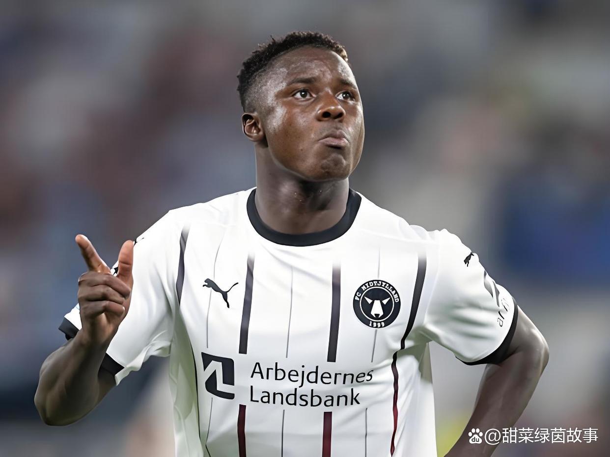 关于水晶宫前锋突破射门得手,保持稳定表现的信息 关于水晶宫前锋突破射门得手,保持稳定表现的信息