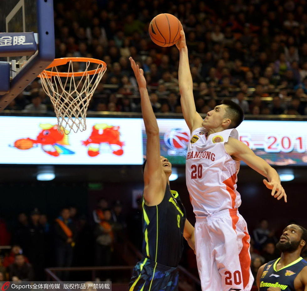 福建队在客场成功逆转山东队,以身残志乱获胜 福建队在客场成功逆转山东队,以身残志乱获胜