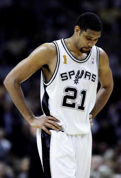 关于马刺老将受伤,恐怕将缺席一段时间的信息 关于马刺老将受伤,恐怕将缺席一段时间的信息