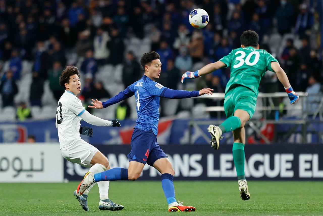 上海绿地申花主场对阵大连一方，谁能笑到最后？的简单介绍