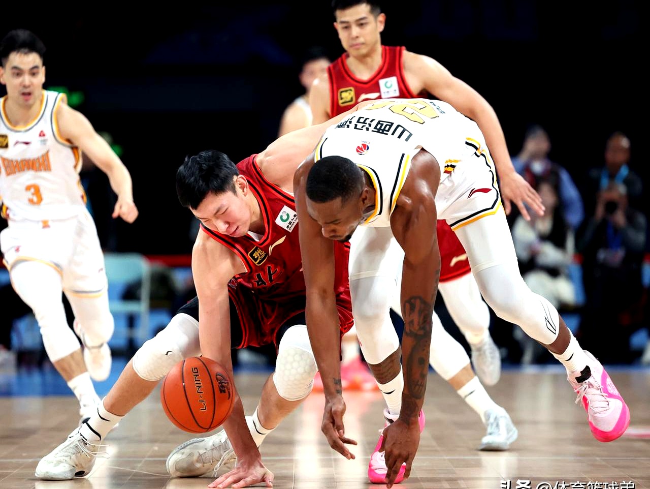 吉林队险胜山西队，周琦状态火热的简单介绍