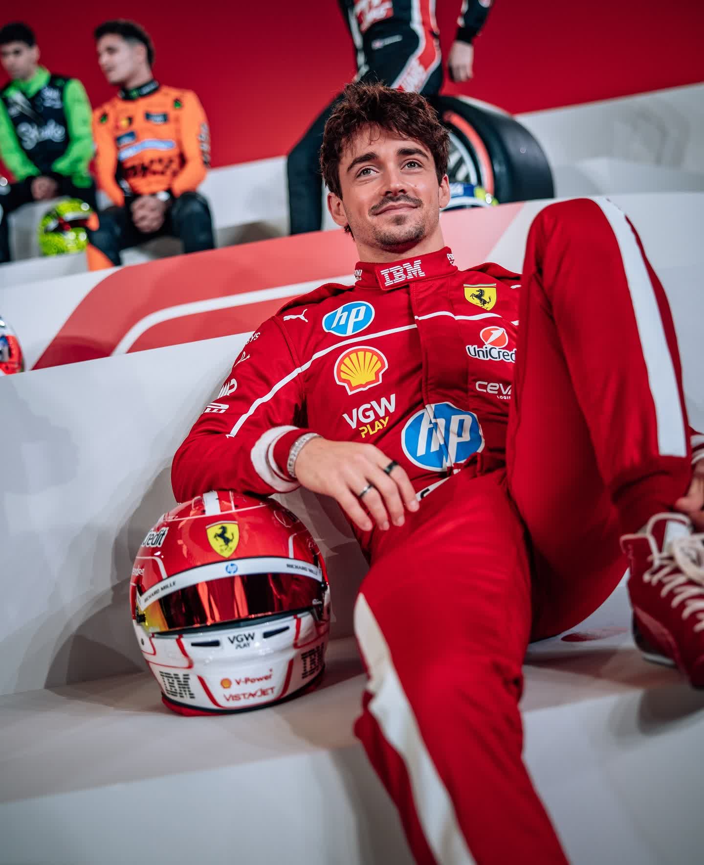 红牛二队力克雷诺车队，塞恩斯状态火热的简单介绍